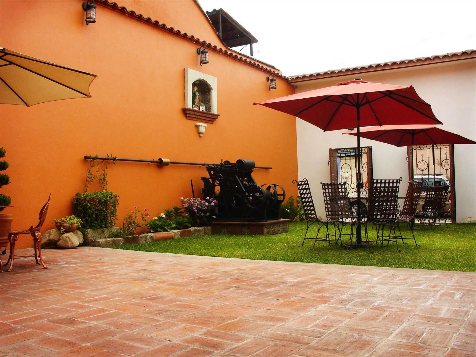 Отель Antigua Curtiduria Oaxaca Экстерьер фото